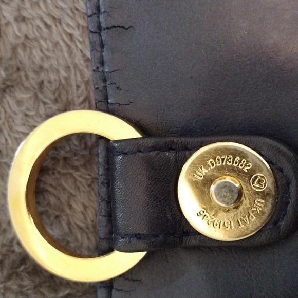 Vintage Jaqueline Ferrar Navy Leather Crossbody - Picture 7 of 16